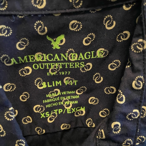 American Eagle short sleeve shirt - Picture 2 of 3